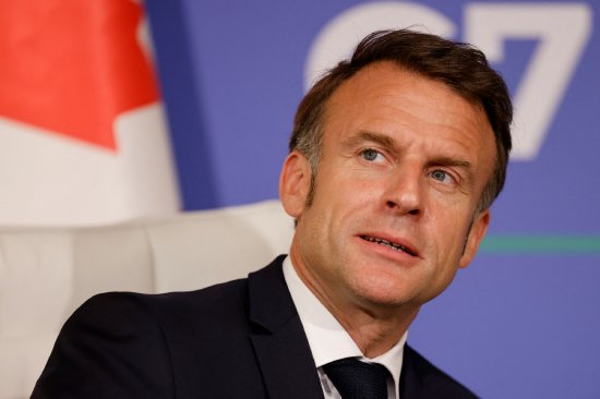 法国左翼政党联盟发布宣言 反对马克龙经济改革及欧盟财政立场  第1张