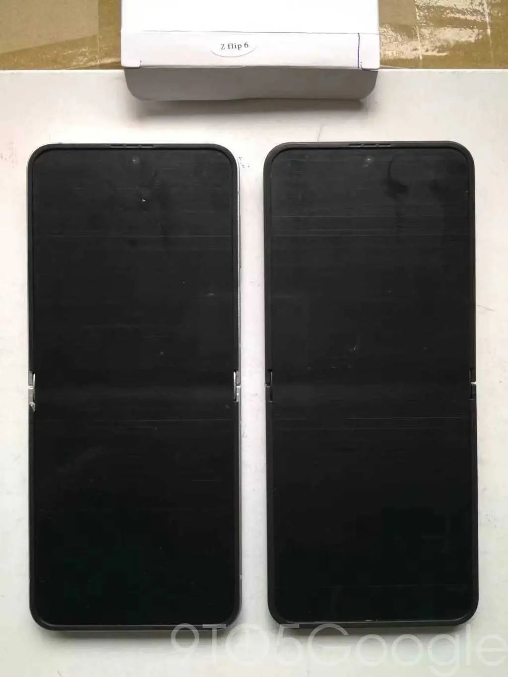 三星 Galaxy Z Fold6 / Flip6 手机原型机曝光：屏幕仍有折痕、边框收窄  第6张