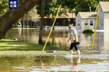 美国中西部遭遇洪水袭击 超22万用户断电  第1张